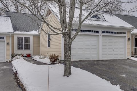31 Deerfield Run 31 Marlborough MA 01752