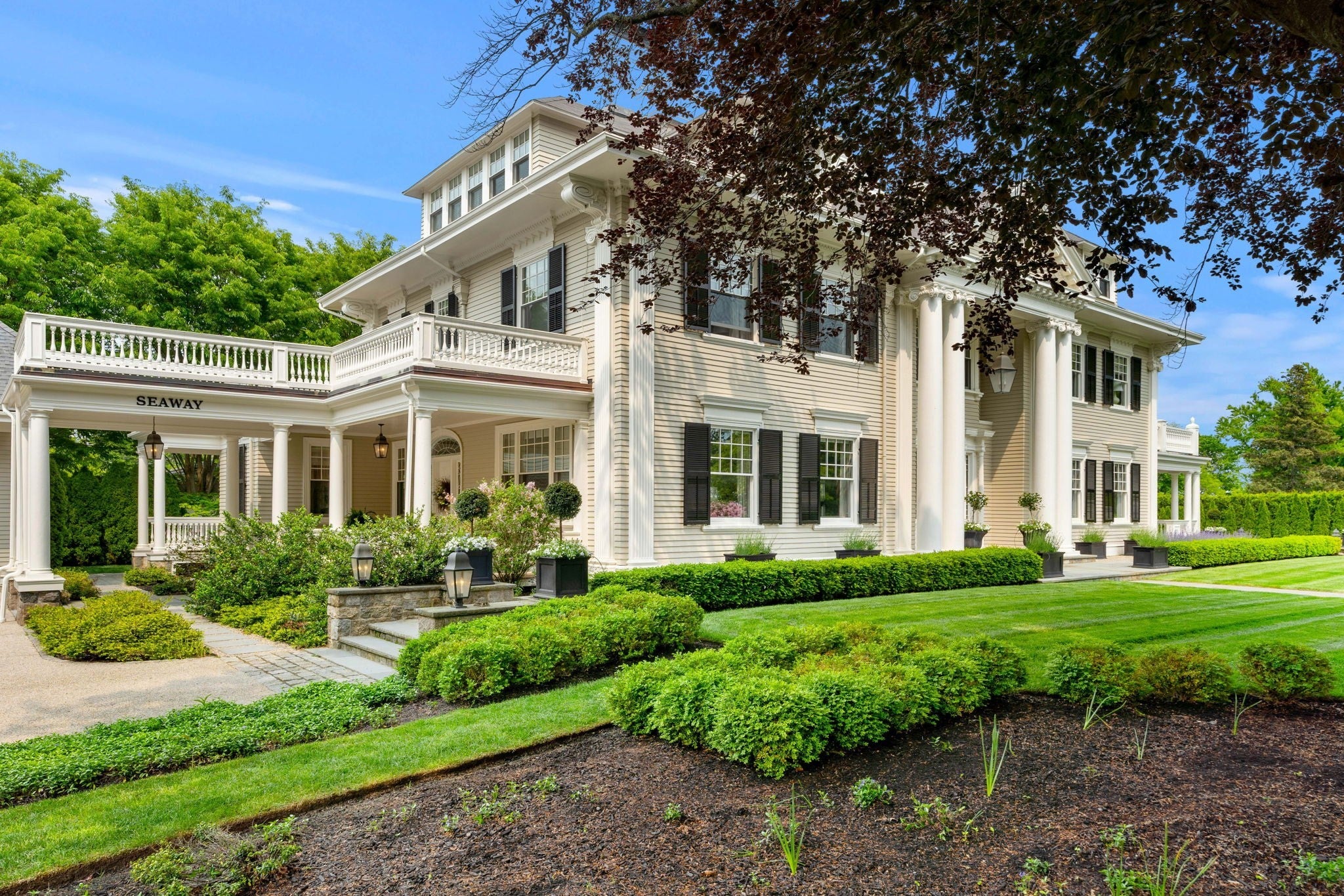 4 Cobb Avenue