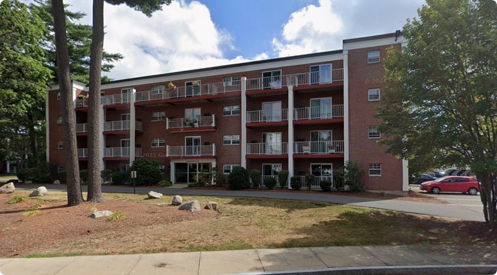 Click for 25 Greentree Ln #43, Weymouth, MA slideshow