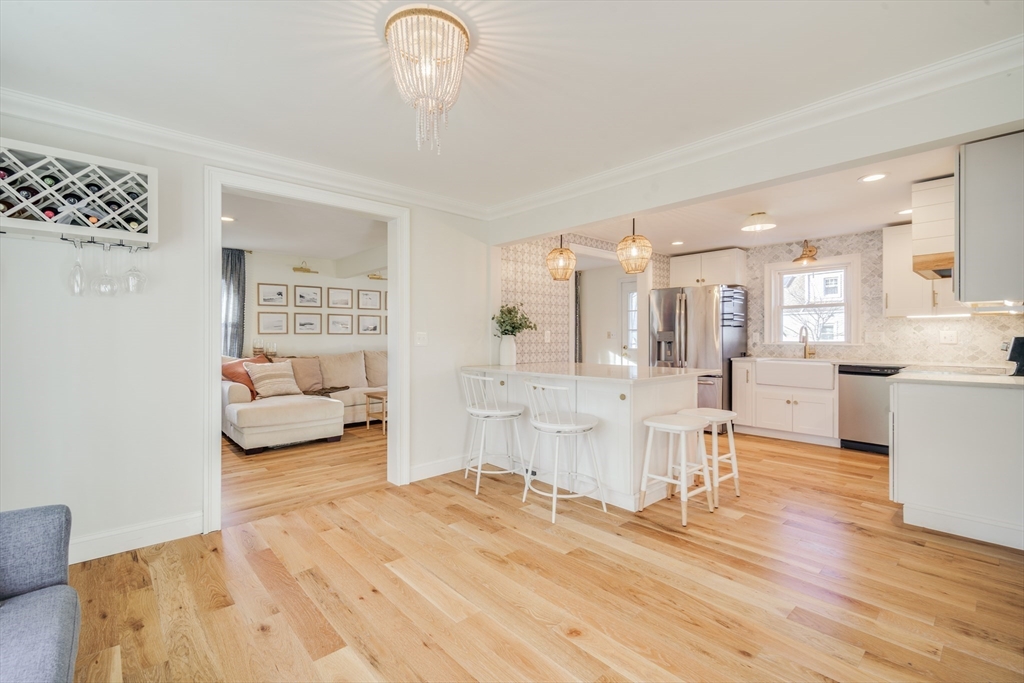7 Susan Ave