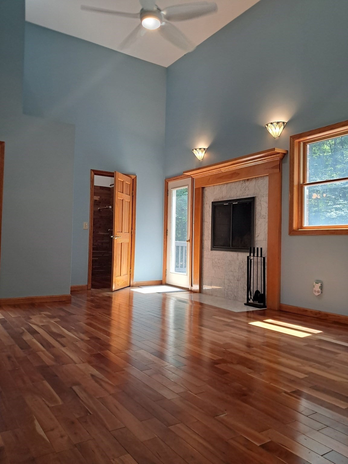 55 Howard St, Lunenburg, MA Photo #23