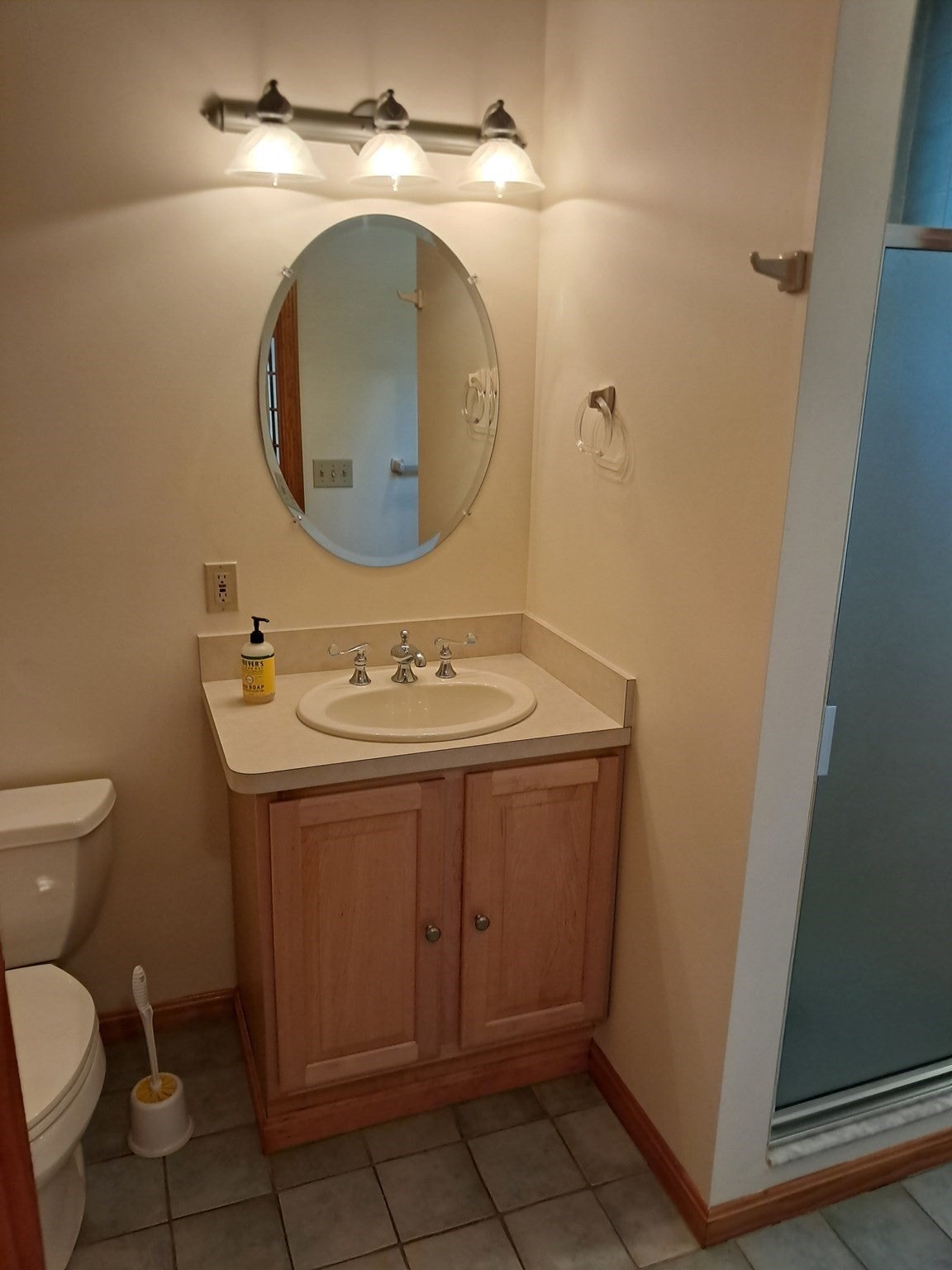55 Howard St, Lunenburg, MA Photo #41