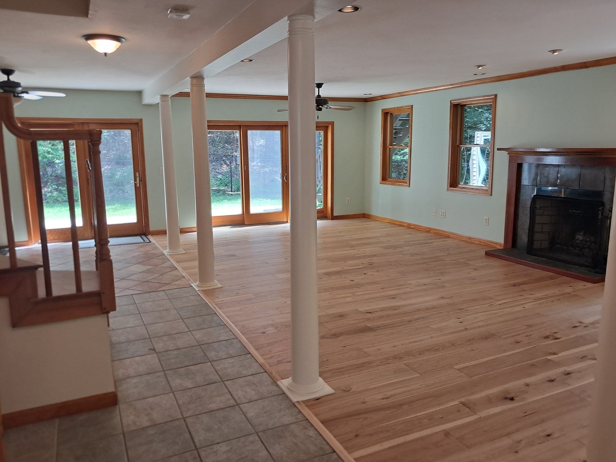 55 Howard St, Lunenburg, MA Photo #7