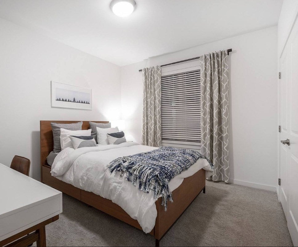 1 Paddock Lane 4101