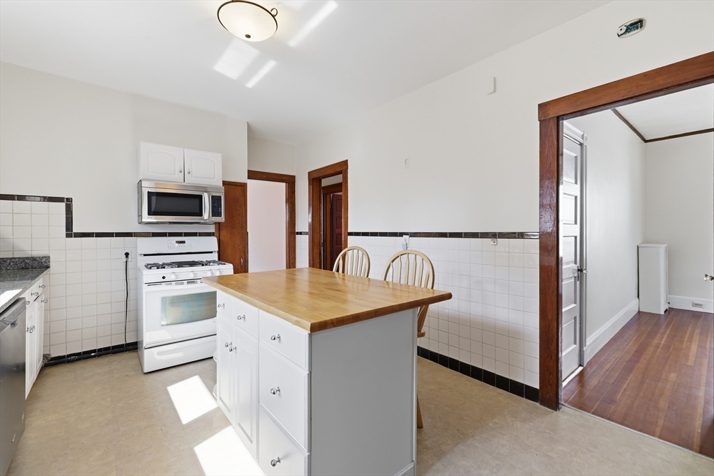 266 Fellsway W 2