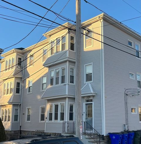 52 Johnson St Fall River MA 02723