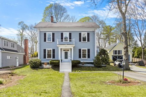 Photo of 32 Lincoln Rd, Medford, MA 02155 (MLS # 73503843)