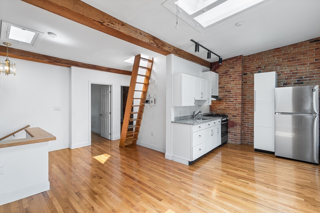 31 Division St #3