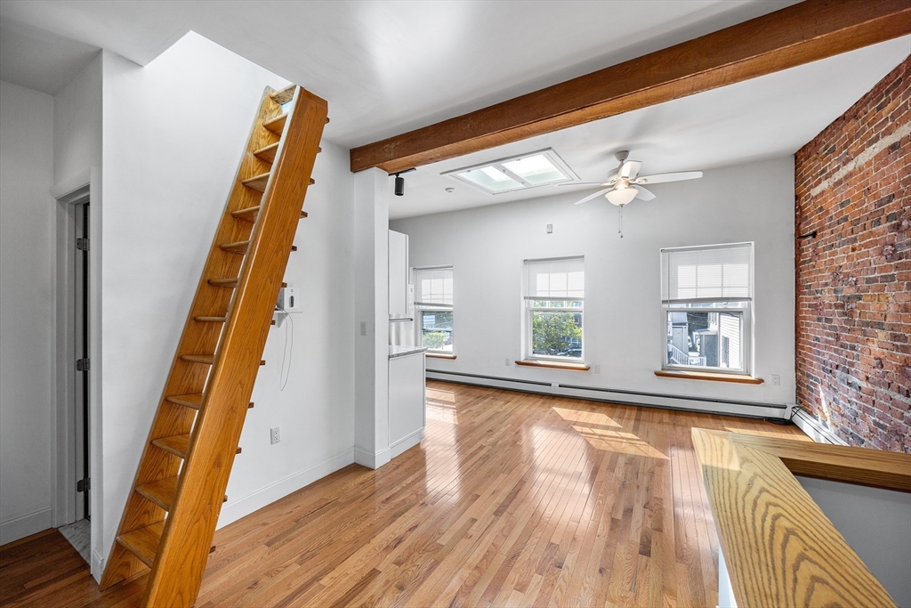 31 Division St #3