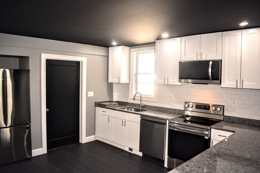 2 Sunnyside St #1, Boston, MA, 2 Sunnyside St #1, Boston, MA Photo #8