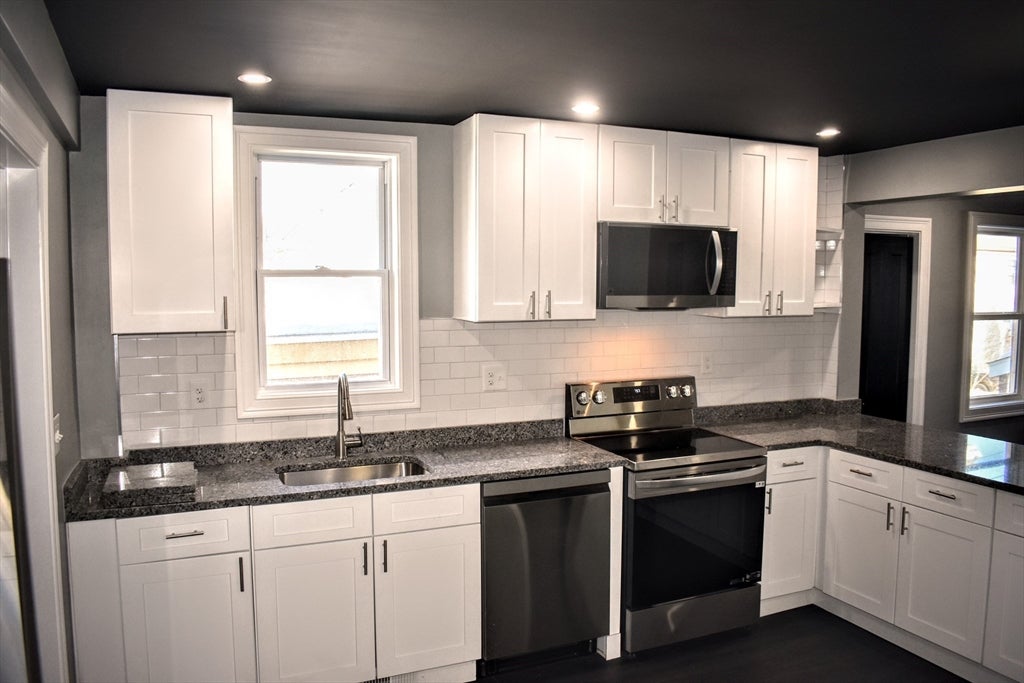 2 Sunnyside St #1, Boston, MA, 2 Sunnyside St #1, Boston, MA Photo #3
