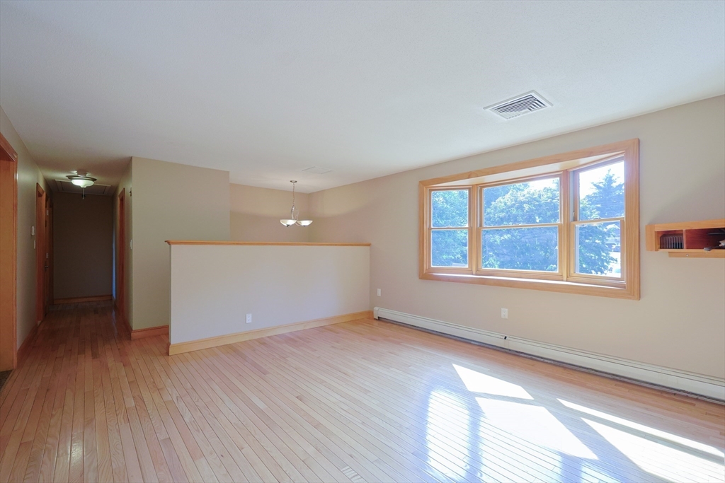 1037 N Main Street