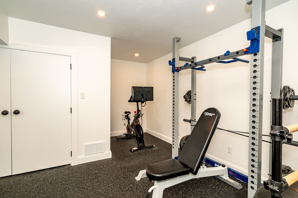 1 Debrah Ln, Millis, MA Photo #34