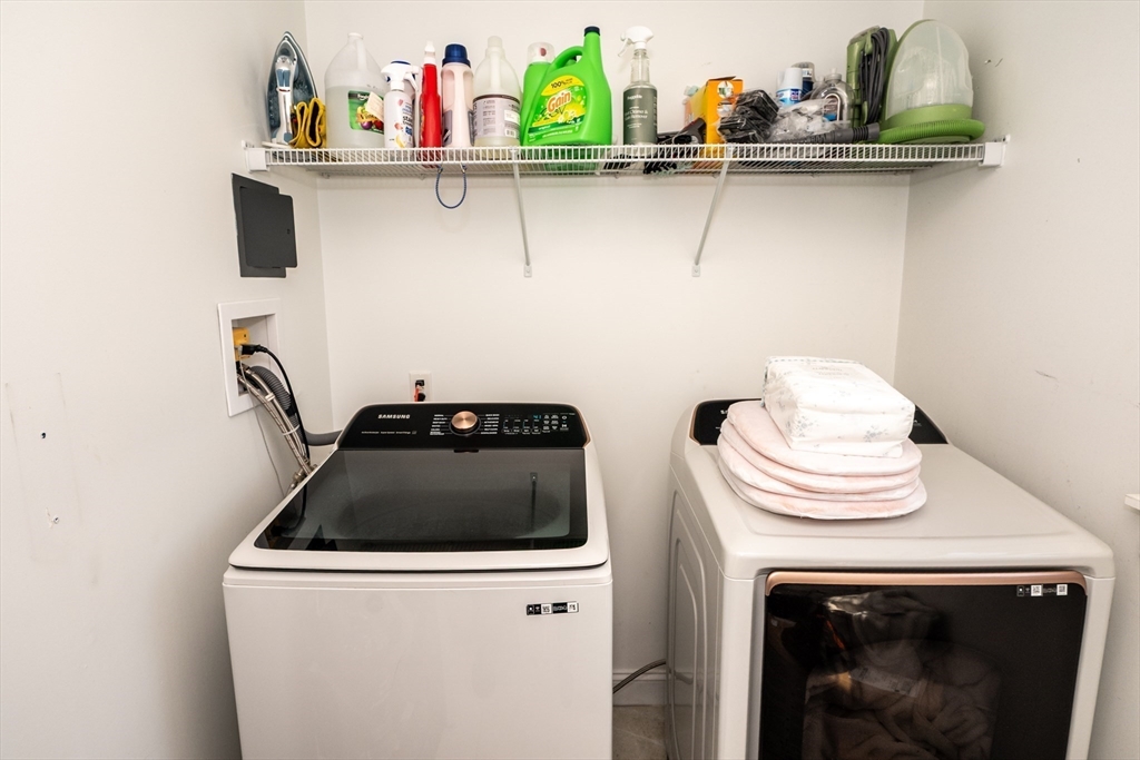 1 Debrah Ln, Millis, MA Photo #38