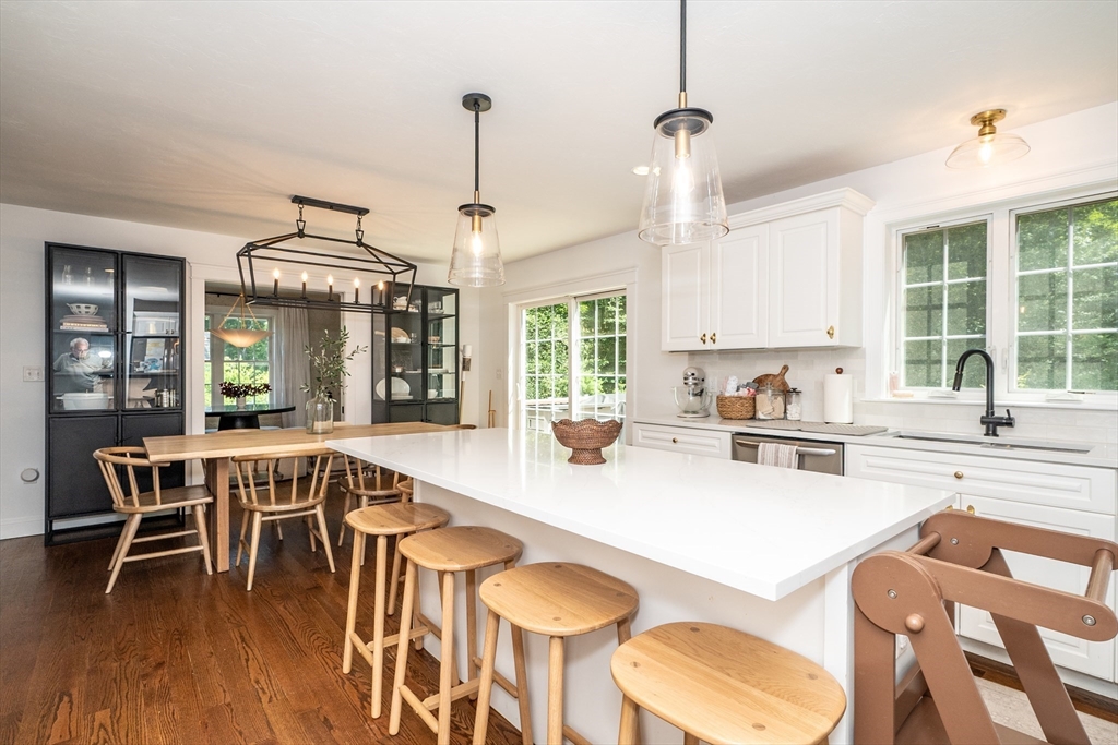 1 Debrah Ln, Millis, MA Photo #8