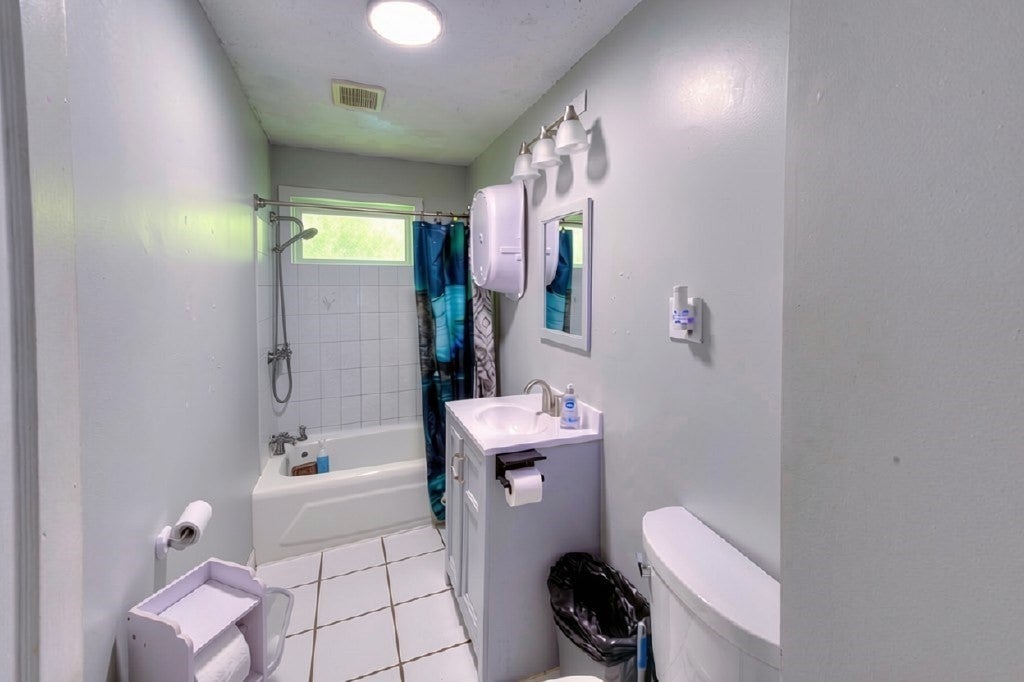 279 Hamilton St, Worcester, MA, 279 Hamilton St, Worcester, MA Photo #9
