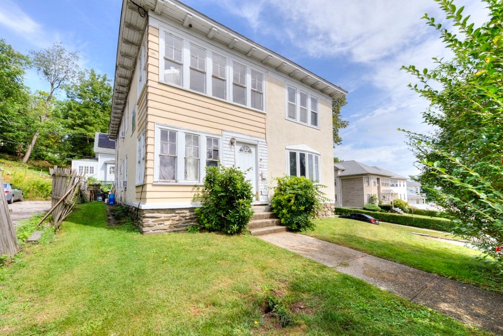 279 Hamilton St, Worcester, MA, 279 Hamilton St, Worcester, MA Photo #2