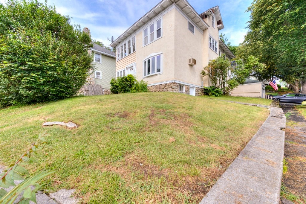 279 Hamilton St, Worcester, MA, 279 Hamilton St, Worcester, MA Photo #3