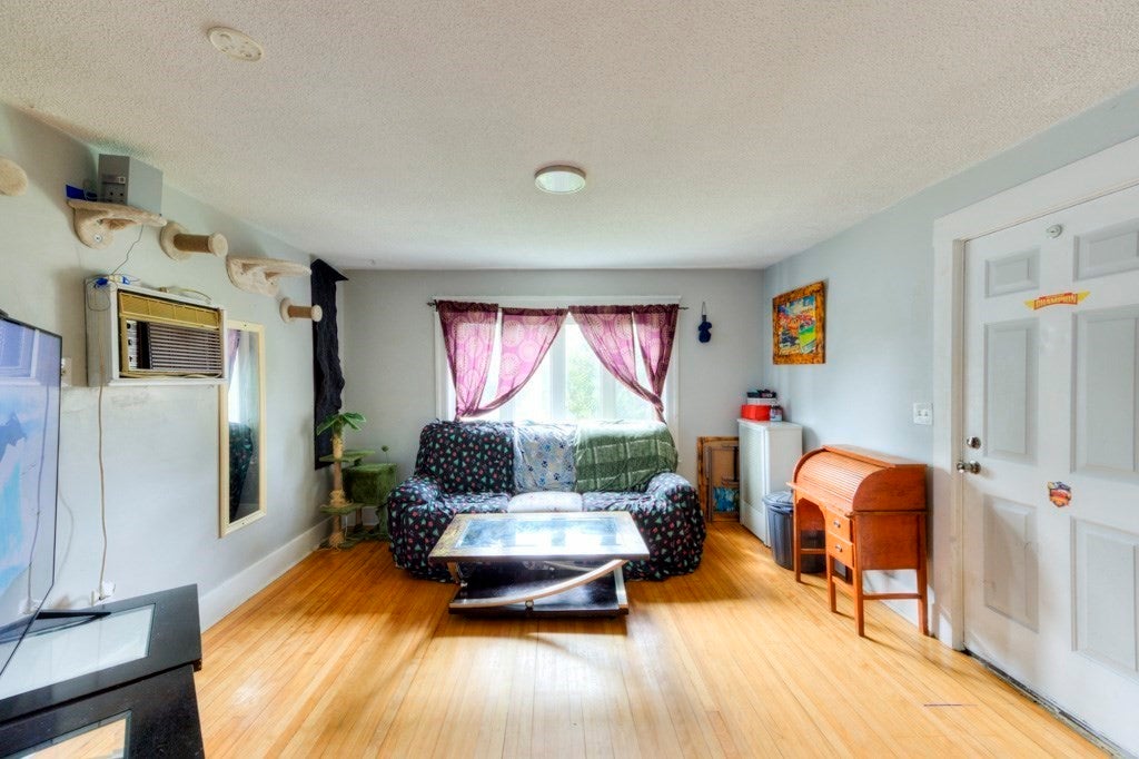 279 Hamilton St, Worcester, MA, 279 Hamilton St, Worcester, MA Photo #11