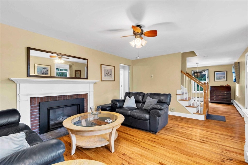 15 Melissa Ave, Mashpee, MA, 15 Melissa Ave, Mashpee, MA Photo #5