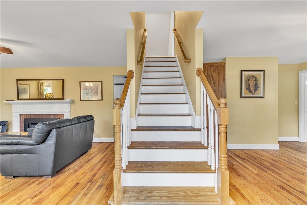 15 Melissa Ave, Mashpee, MA, 15 Melissa Ave, Mashpee, MA Photo #3