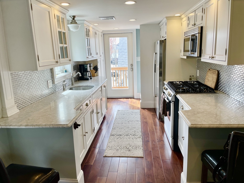 155 W 9th St 2