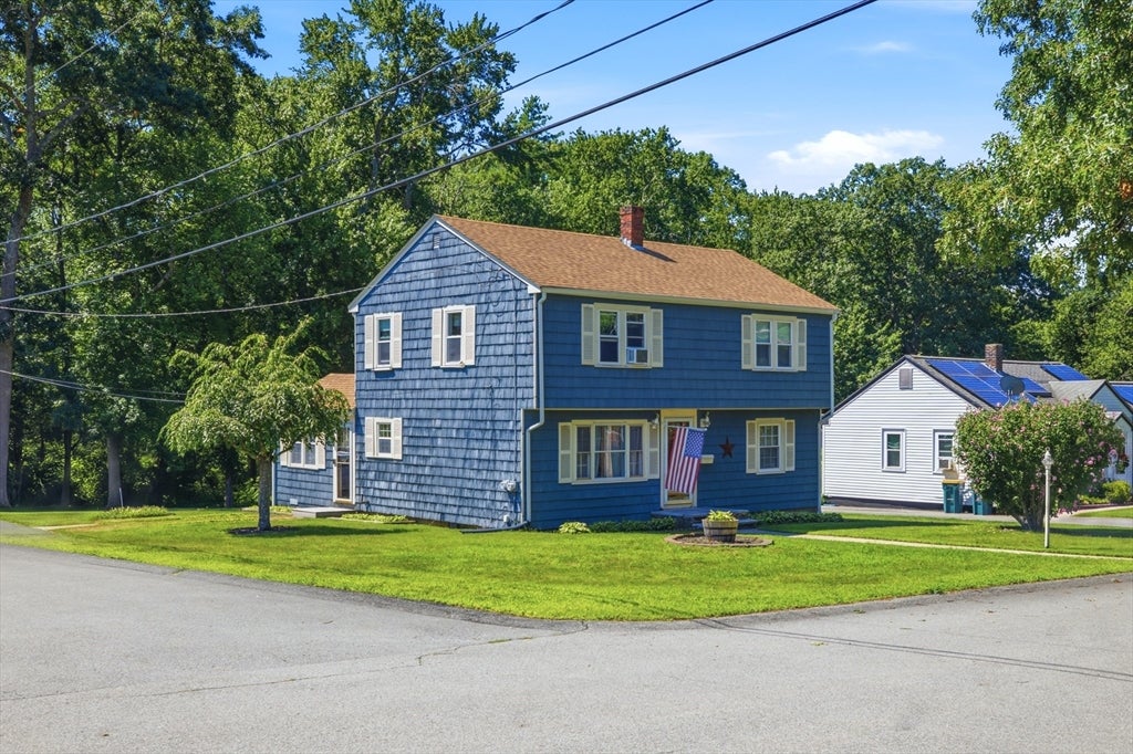 127 Isabelle ST, Abington, MA Photo #2