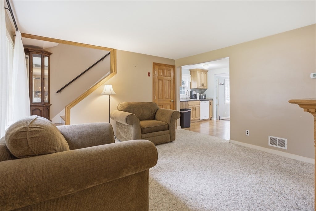127 Isabelle ST, Abington, MA Photo #13