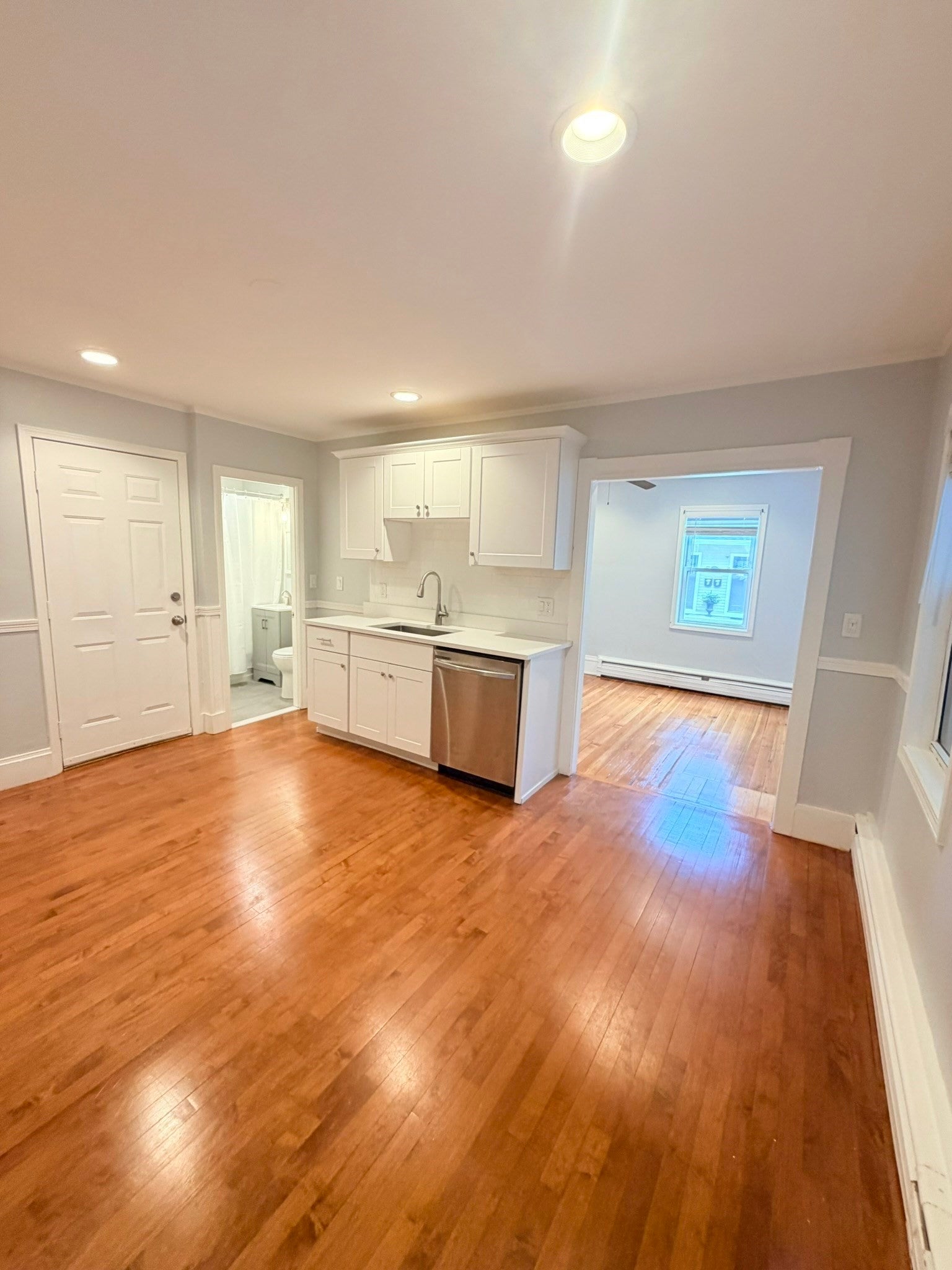 22 Carlton ST #1, Salem, MA Photo #1