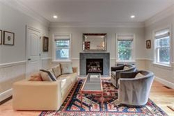 68 Waverley Avenue 1