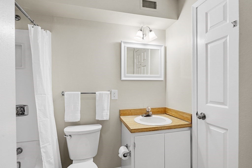 6 Beals Cove #B, Hingham, MA Photo #13