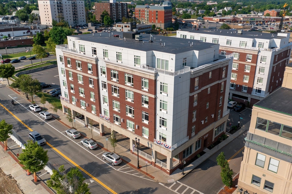 2 Cliveden St 503E