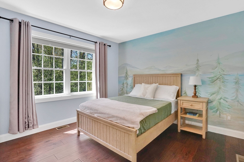 109 Booth St, Ludlow, MA Photo #21