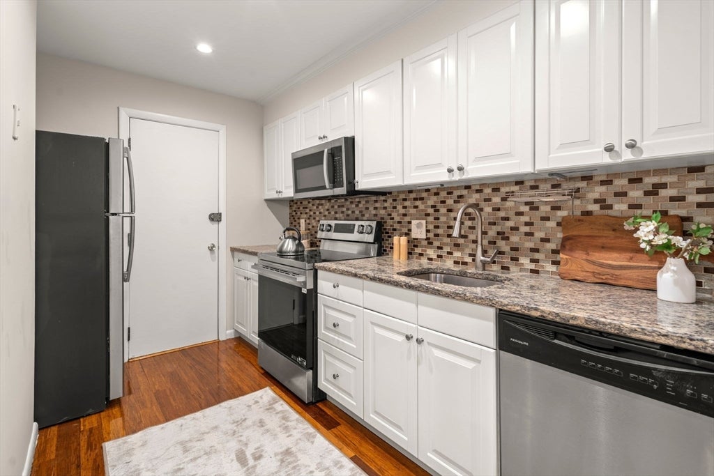 804 Centre Street #8, Boston, MA, 804 Centre Street #8, Boston, MA Photo #7