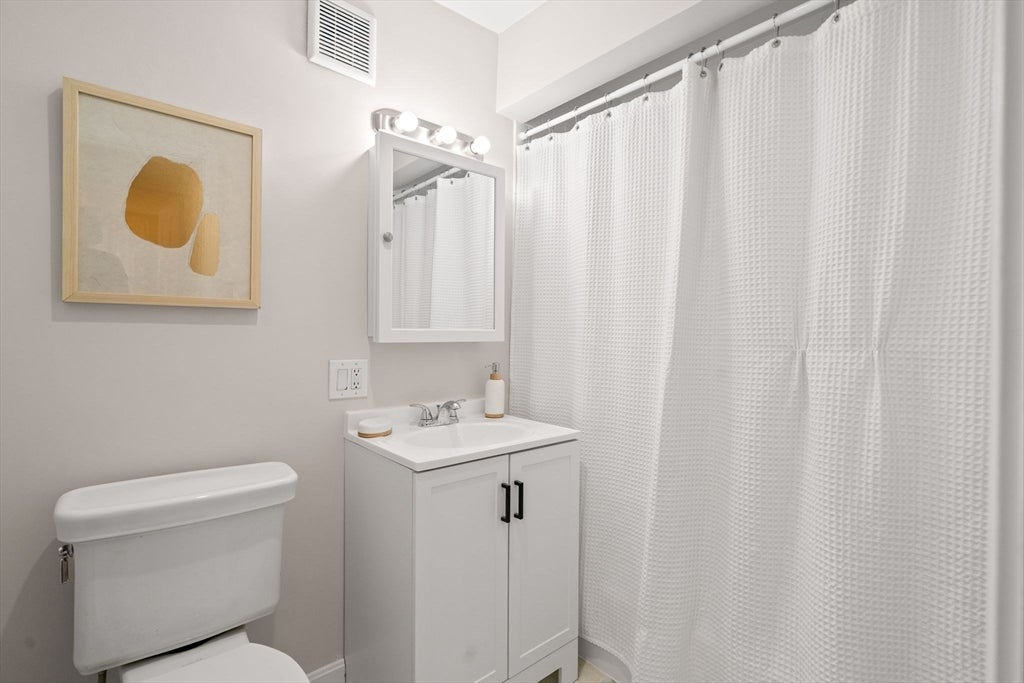 804 Centre Street #8, Boston, MA, 804 Centre Street #8, Boston, MA Photo #9