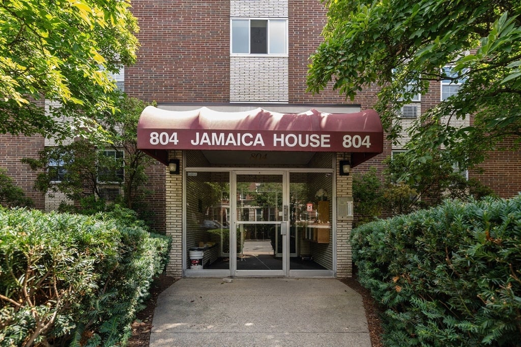 804 Centre Street #8, Boston, MA, 804 Centre Street #8, Boston, MA Photo #16