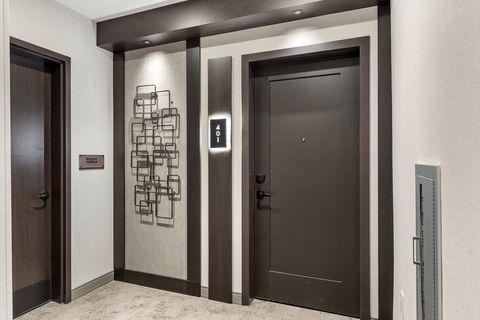 Photo of 18 Artisan Drive #401, Salem, NH 03079 (MLS # 73476872)