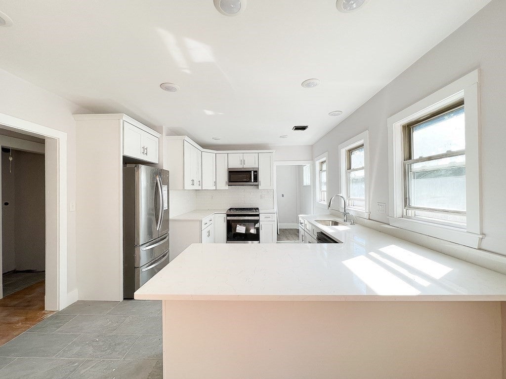Photo of 212 Derby St, Newton, MA