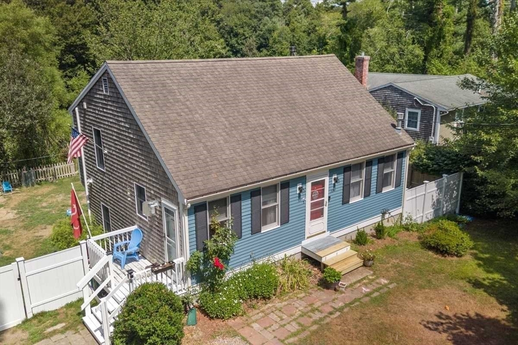 109 Buzzards Bay Dr