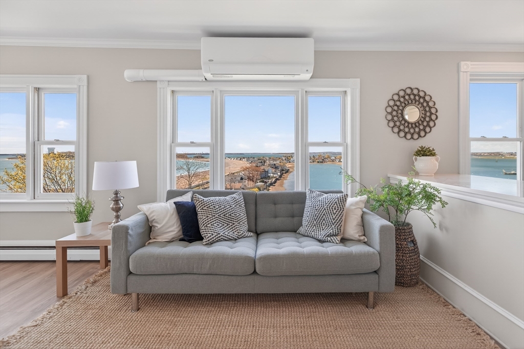 51 Harbor View Ave PH3