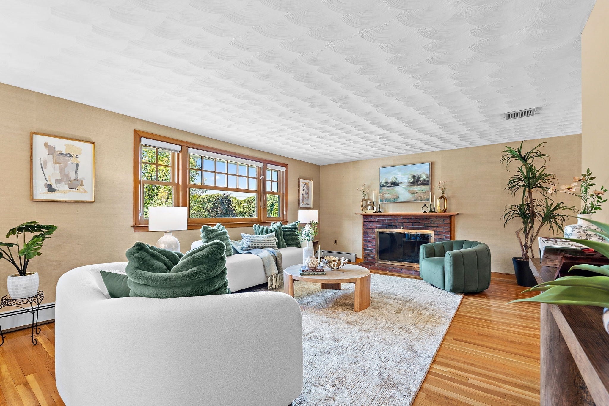 20 Woodchester Cir, Waltham, MA, 20 Woodchester Cir, Waltham, MA Photo #3