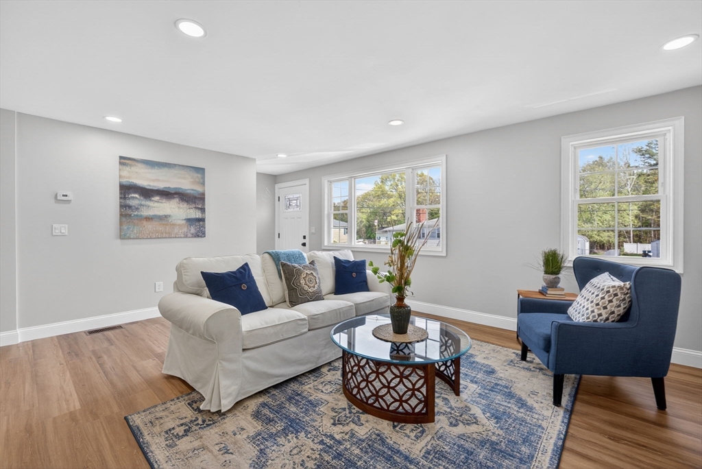 198 Dunbar St, Taunton, MA Photo #9