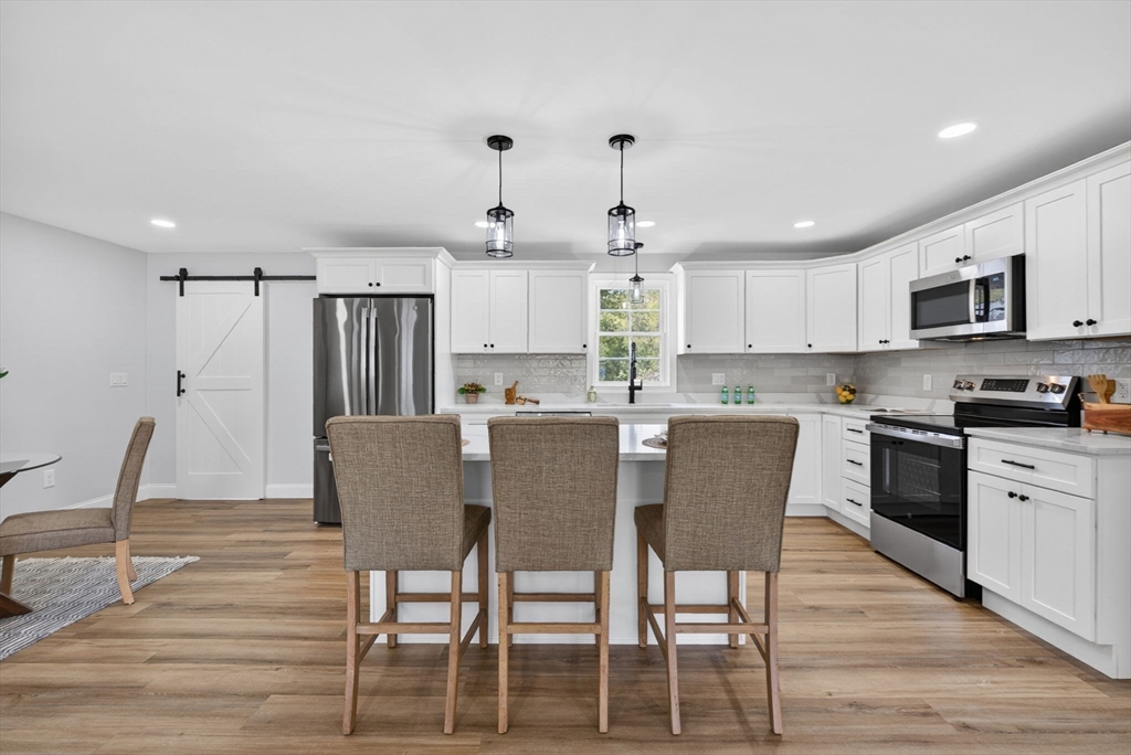 198 Dunbar St, Taunton, MA Photo #11