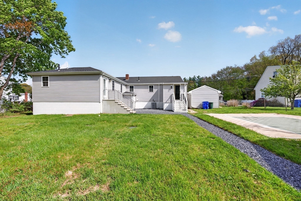 198 Dunbar St, Taunton, MA Photo #4