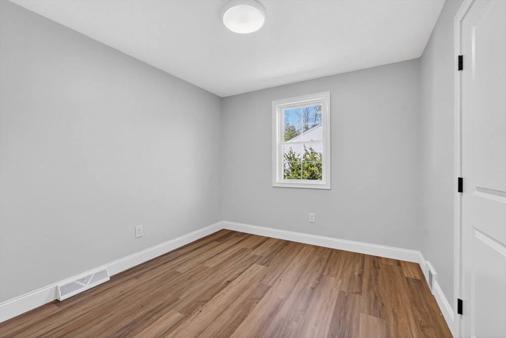 198 Dunbar St, Taunton, MA Photo #28