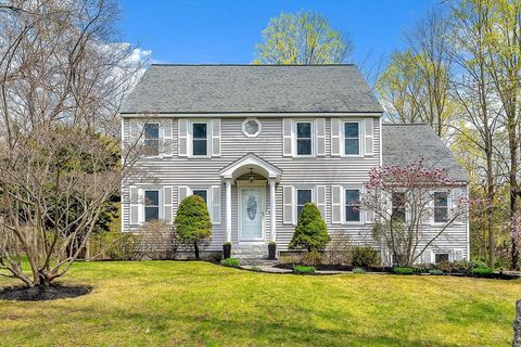 3 Macleod Ln Acton MA 01720