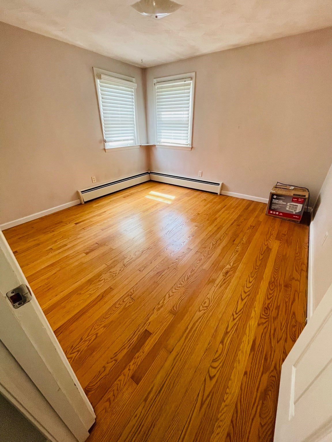 192 Grandview Ave, West Springfield, MA, 192 Grandview Ave, West Springfield, MA Photo #7