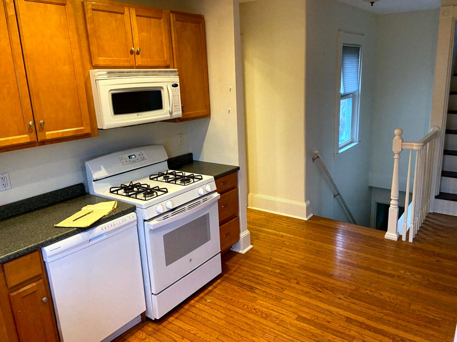 192 Pleasant St #2, Norwood, MA, 192 Pleasant St #2, Norwood, MA Photo #2