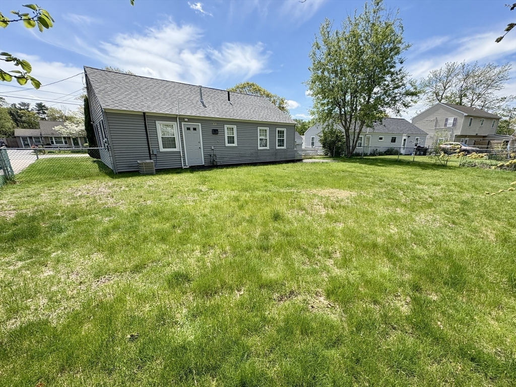 62 Ralph Mann Dr