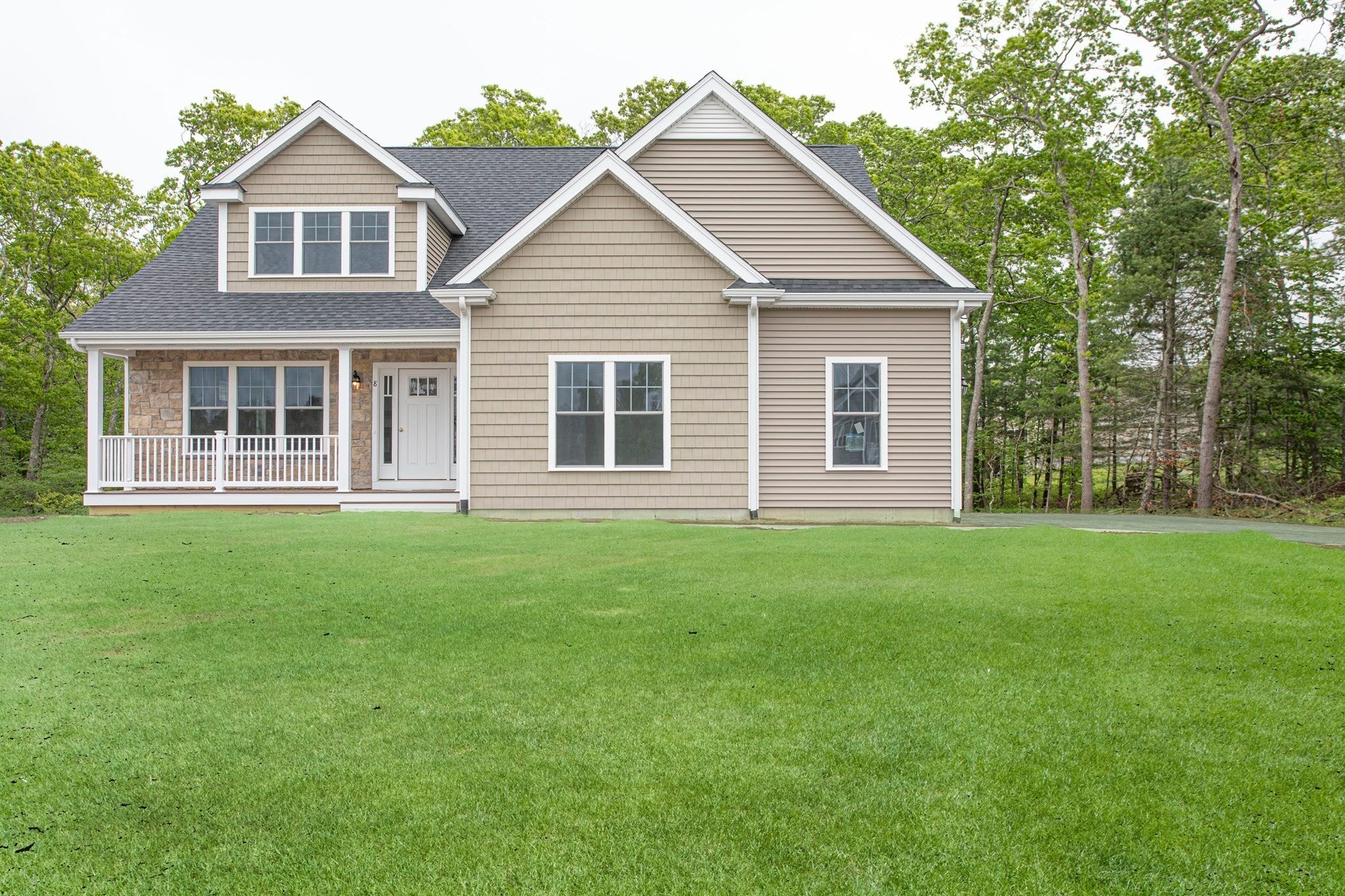 37 Metacomet Rd